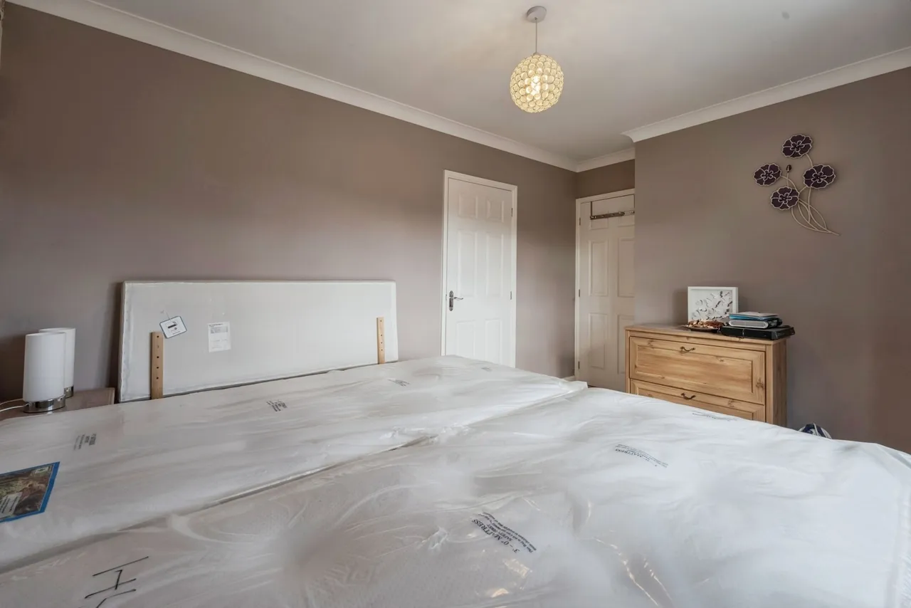 Shalemere Court, Atherton, M46, photo 15