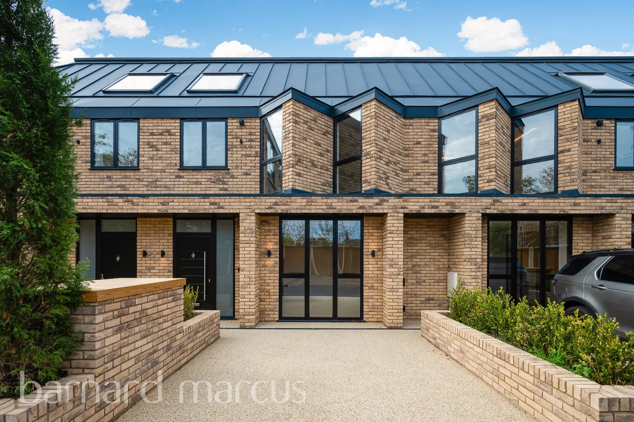 Winston Close, London, SW20, photo 4