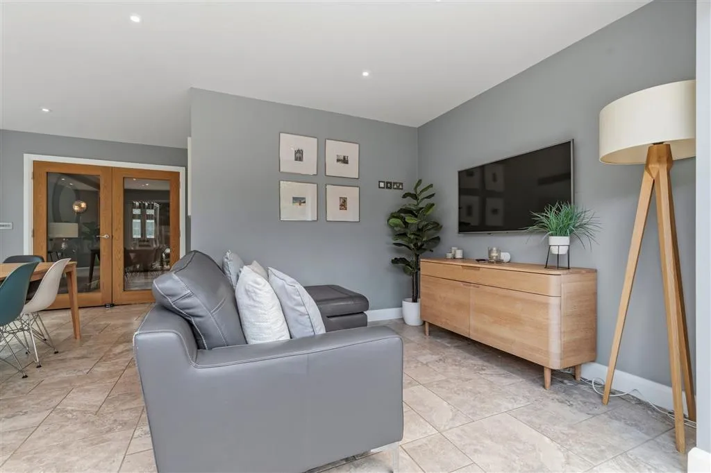 High Street, Maxey, PE6, photo 14