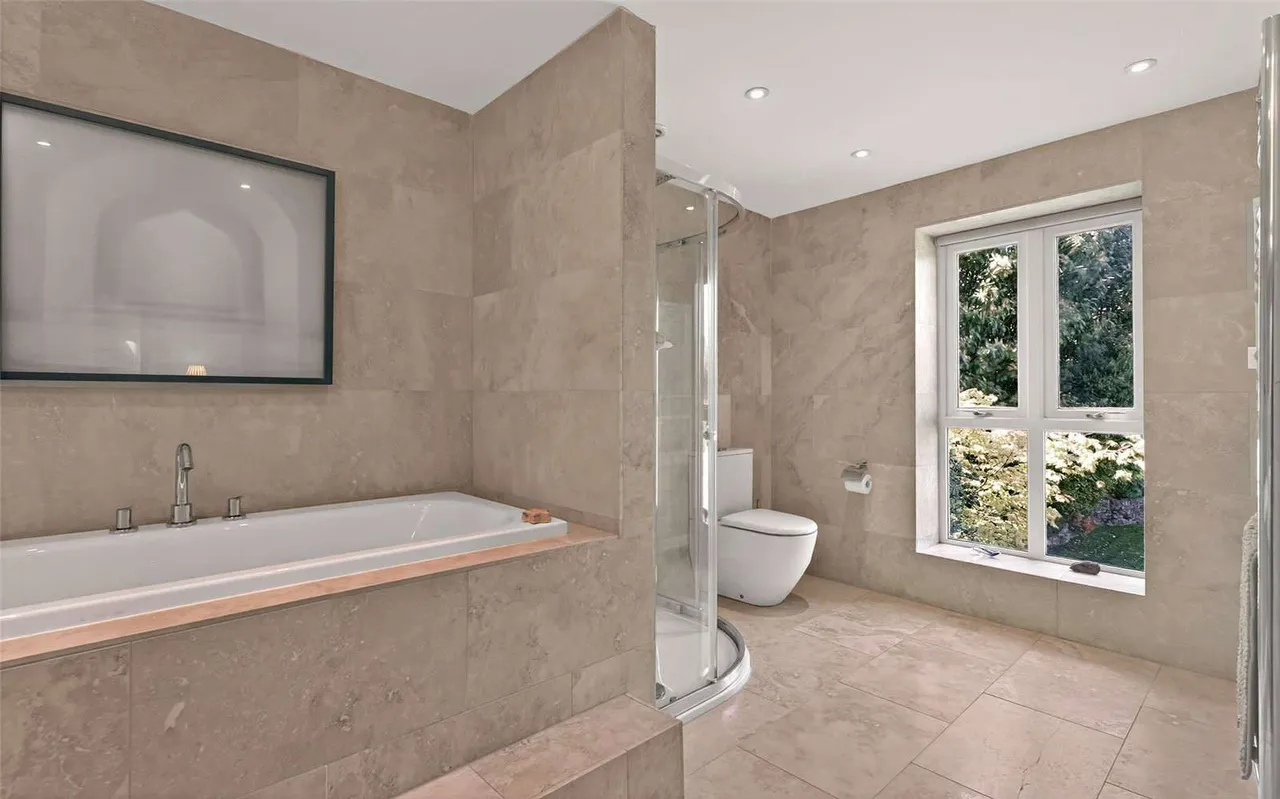 Lisvane Road, Llanishen, CF14, photo 22