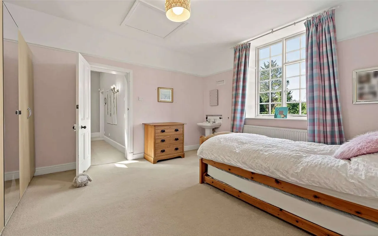 Lisvane Road, Llanishen, CF14, photo 25