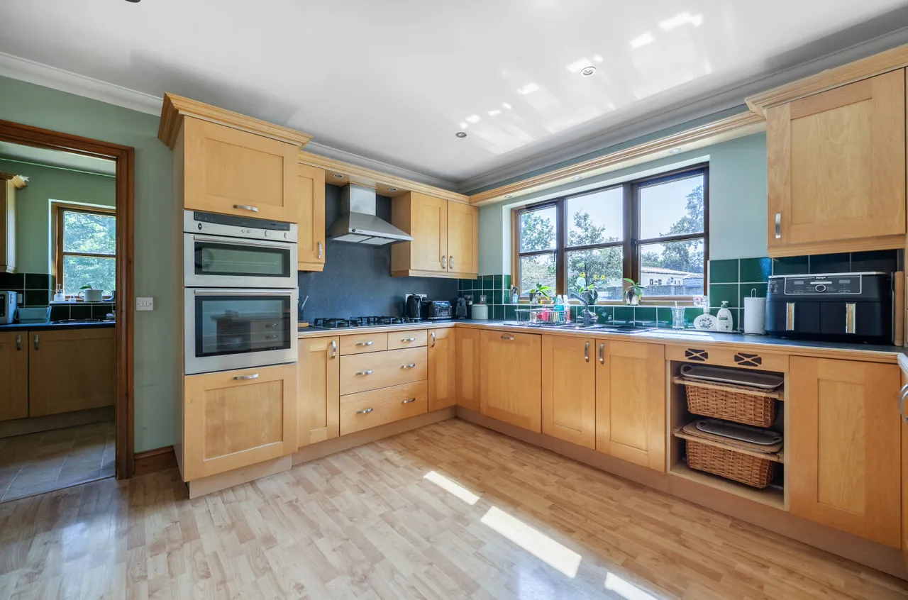 Park Lane, Finchampstead, Wokingham, Berkshire, RG40 4PY, photo 10
