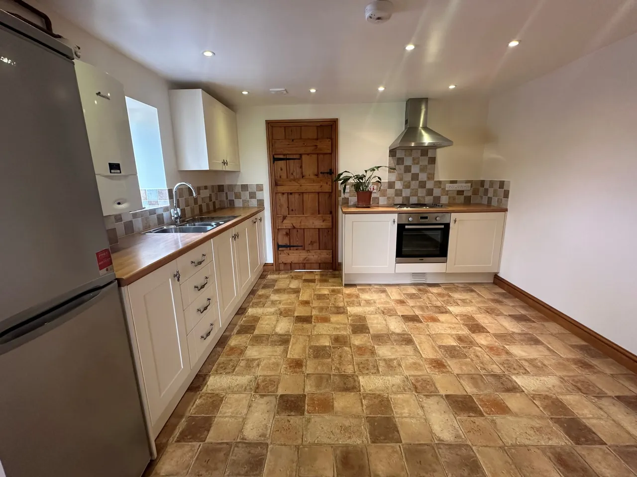 Hendre Farm, Monmouth, NP25 4DJ, photo 2