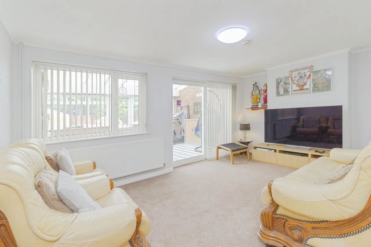 Elmfield Avenue, Leicester, photo 2