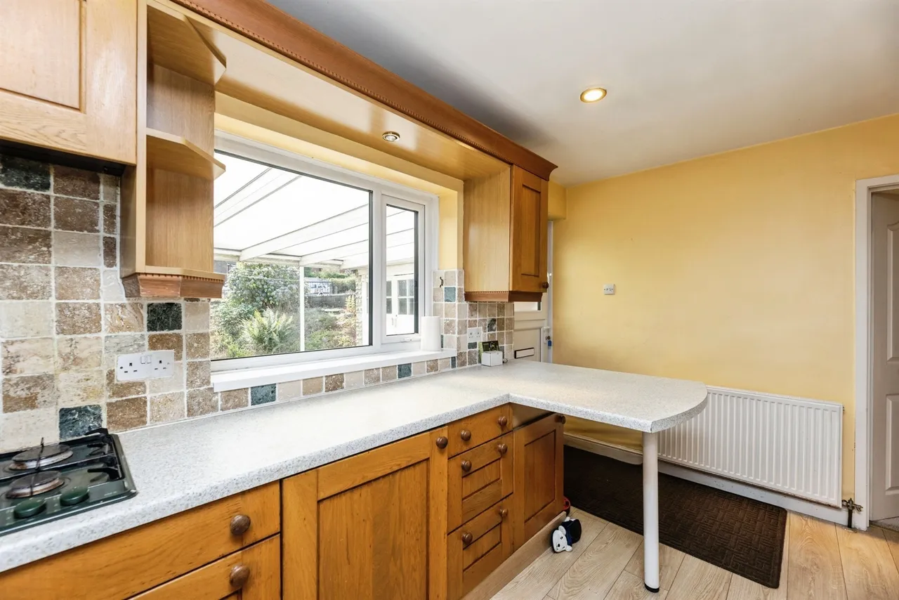 Casson Drive, East Ardsley, Wakefield, photo 5