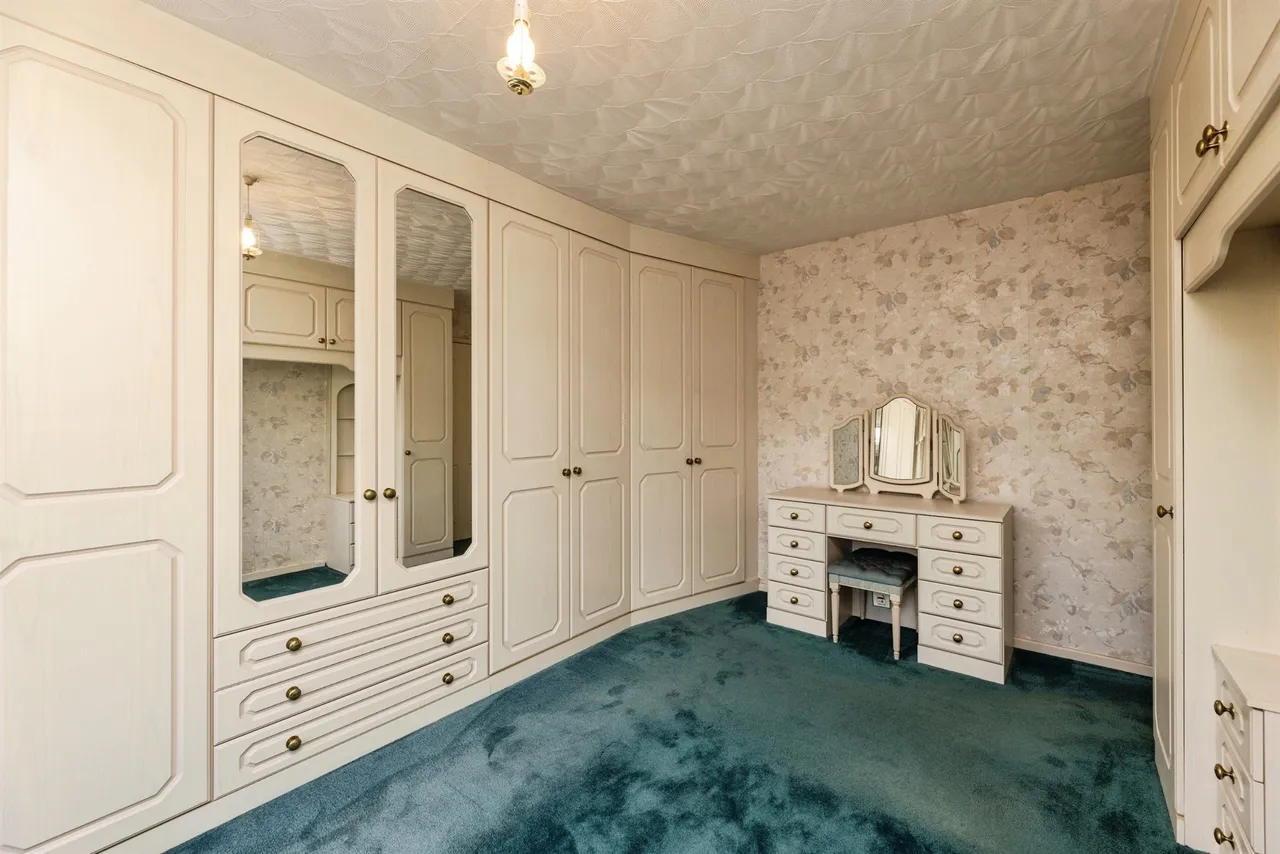 Casson Drive, East Ardsley, Wakefield, photo 7