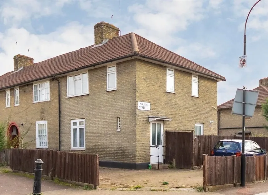 4 bed house for sale, Bentworth Road, Shepherds Bush, W12