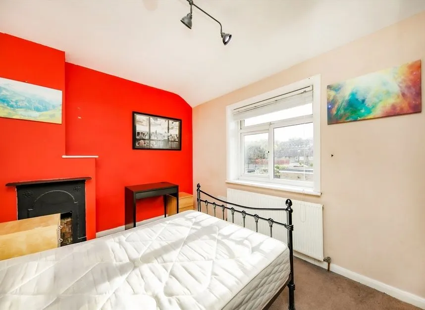 Bentworth Road, Shepherds Bush, W12, photo 6