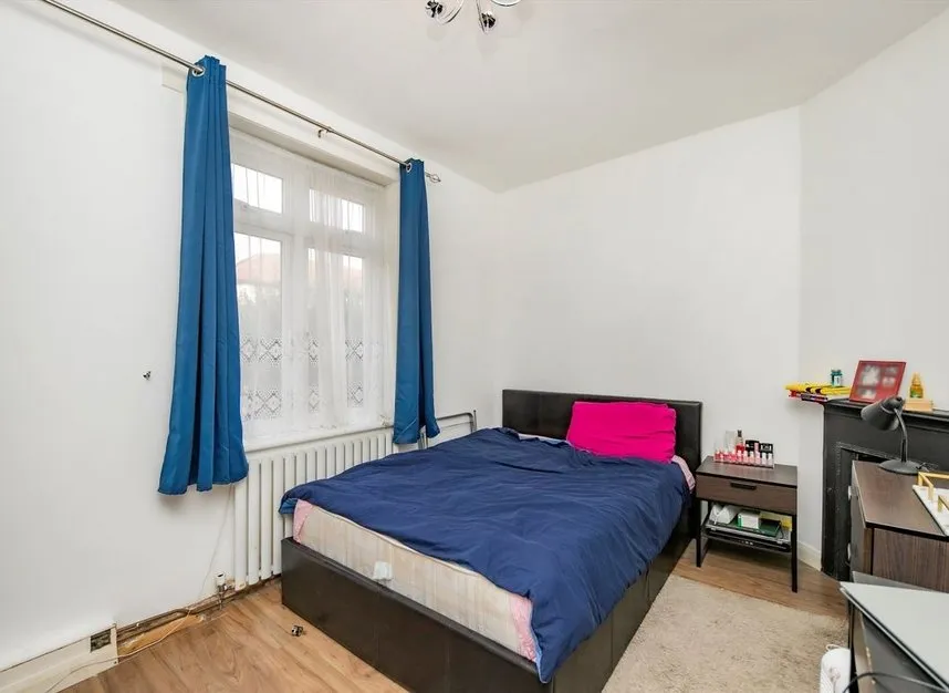 Bentworth Road, Shepherds Bush, W12, photo 7