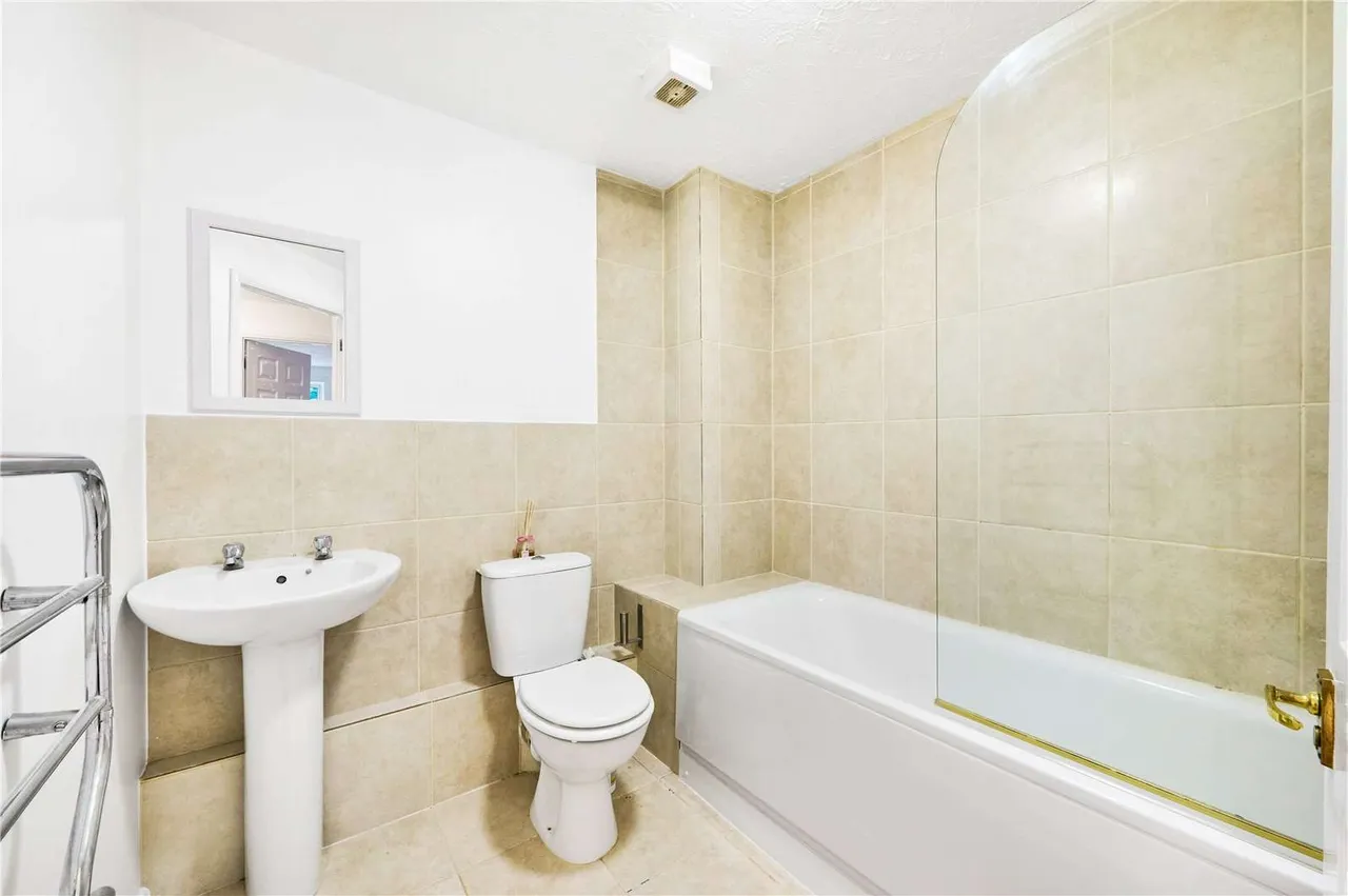 Burghley Hall Close, Wimbledon, London, SW19 6TN, photo 8
