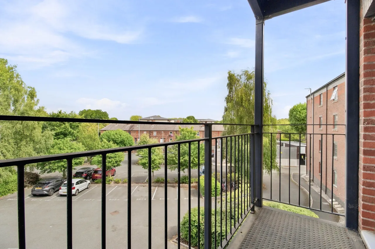 Apartment 19, Boteler Court Elphins Drive, Warrington, WA4 6DU, photo 6
