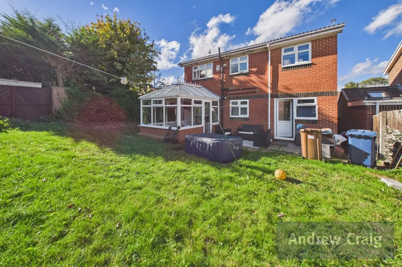 The Cheyne, Thristley Wood, SR3, photo 18