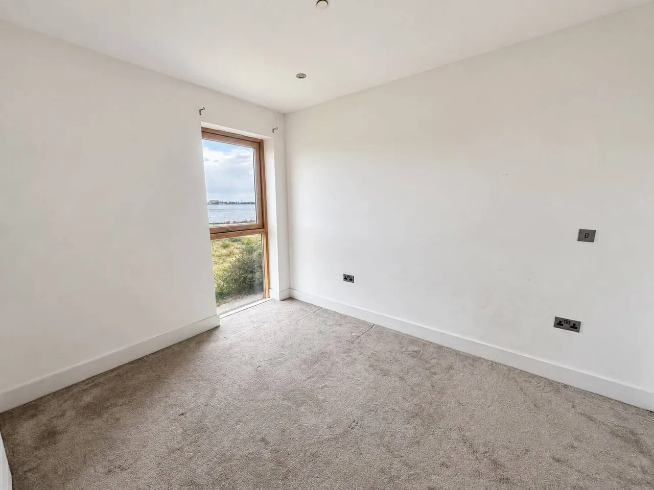 Empire Way, Cardiff, CF11, photo 6