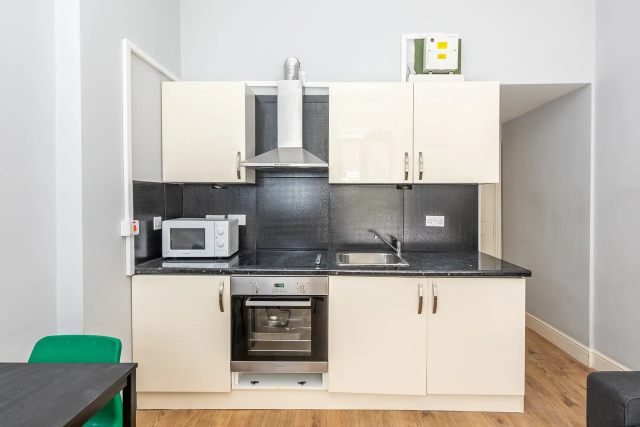 Flat 6, 6 Collingham Place, London, photo 4