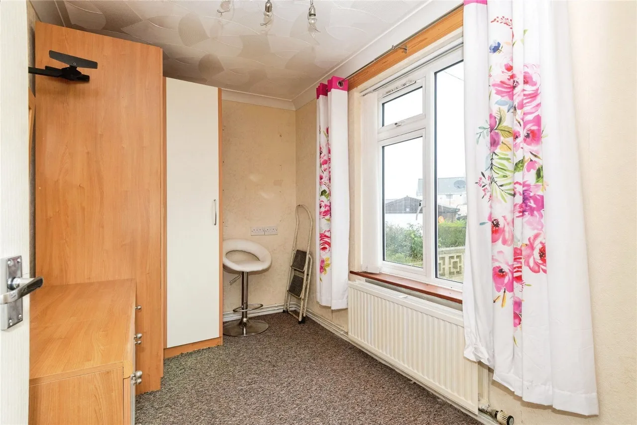 Oates Road, Helston, TR13, photo 3