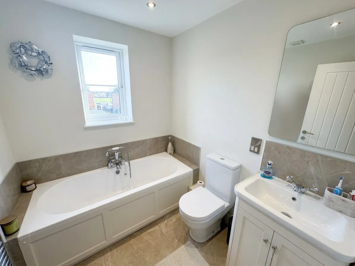 Haybrook Rise, Pewsey, SN9, photo 9