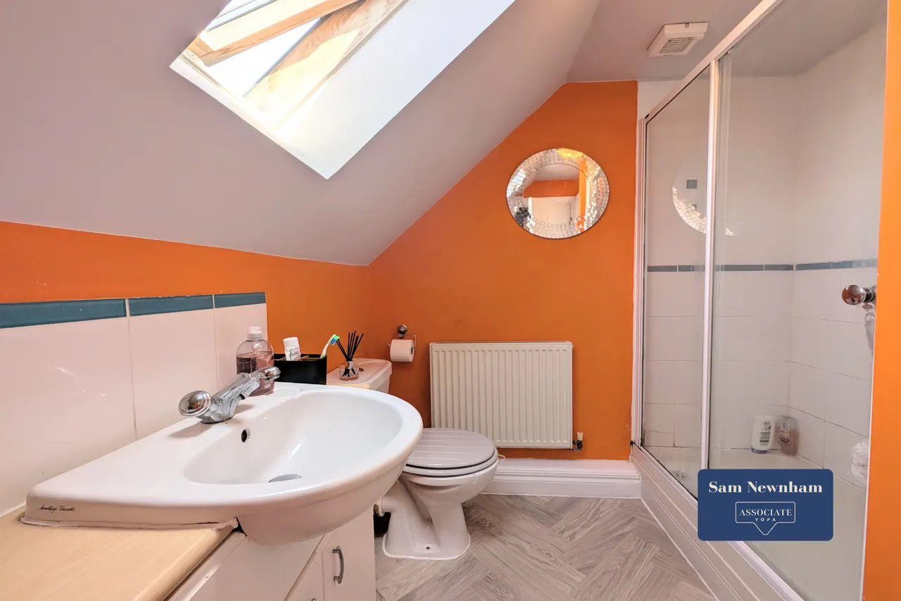 Amherst Place, Ryde, PO33, photo 11