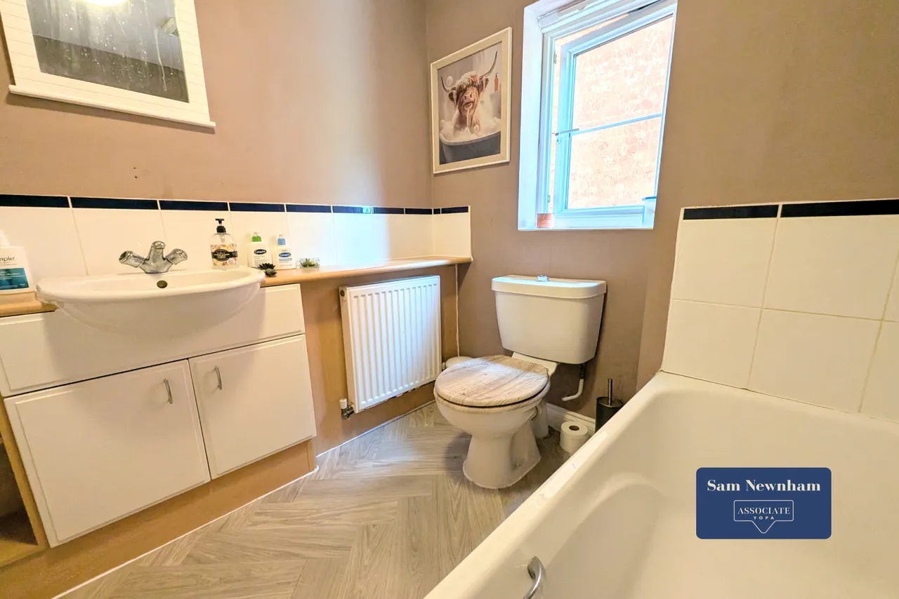Amherst Place, Ryde, PO33, photo 7