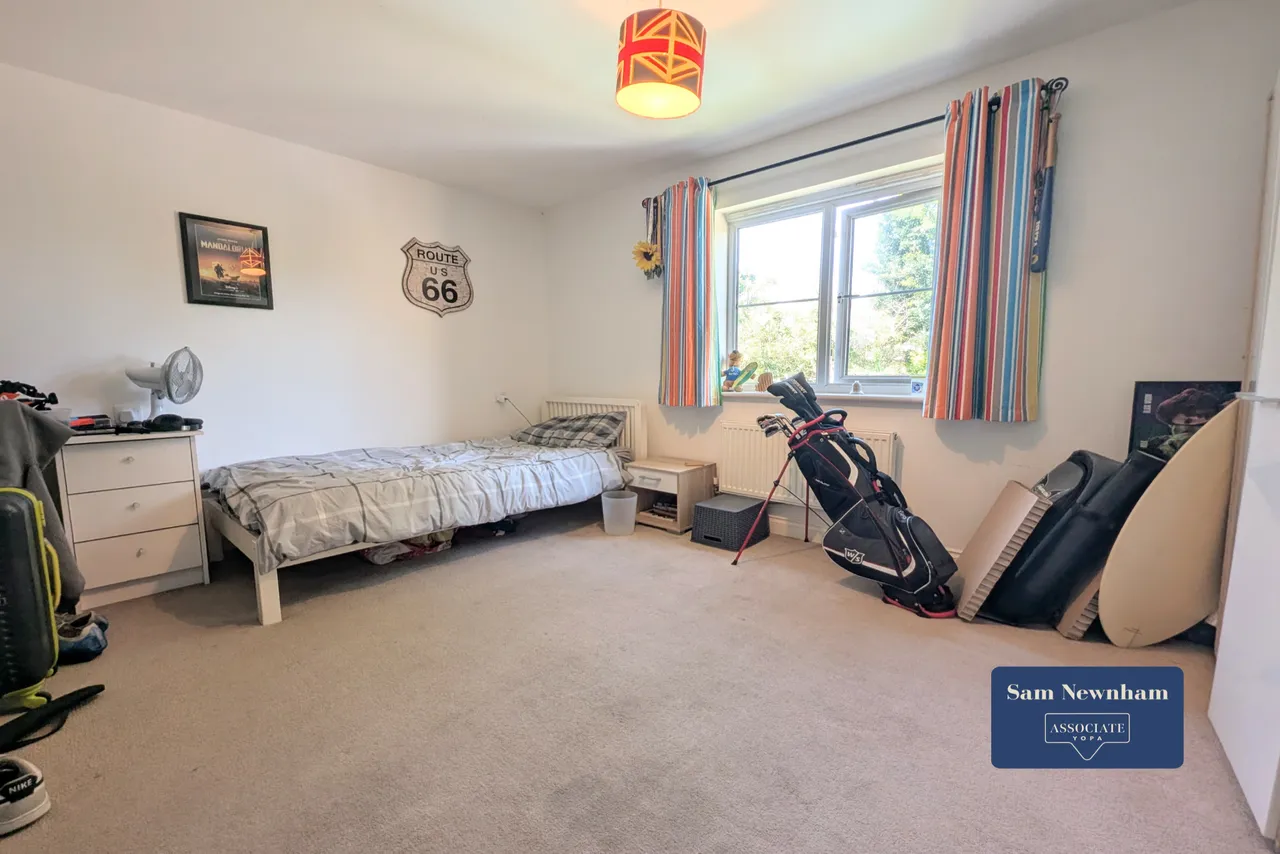 Amherst Place, Ryde, PO33, photo 8