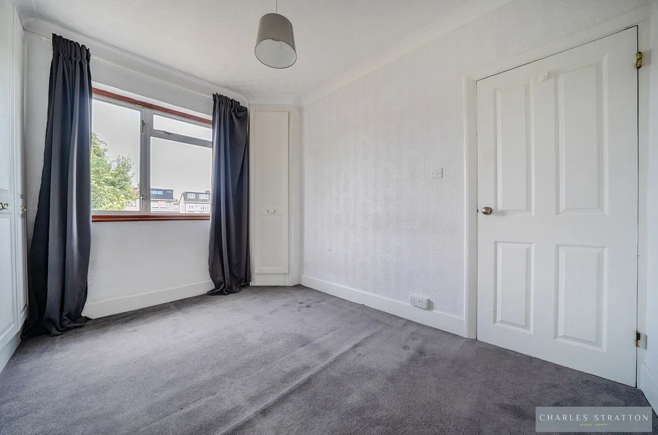 Glenwood Drive, Romford, Essex, RM2 5AS, photo 14