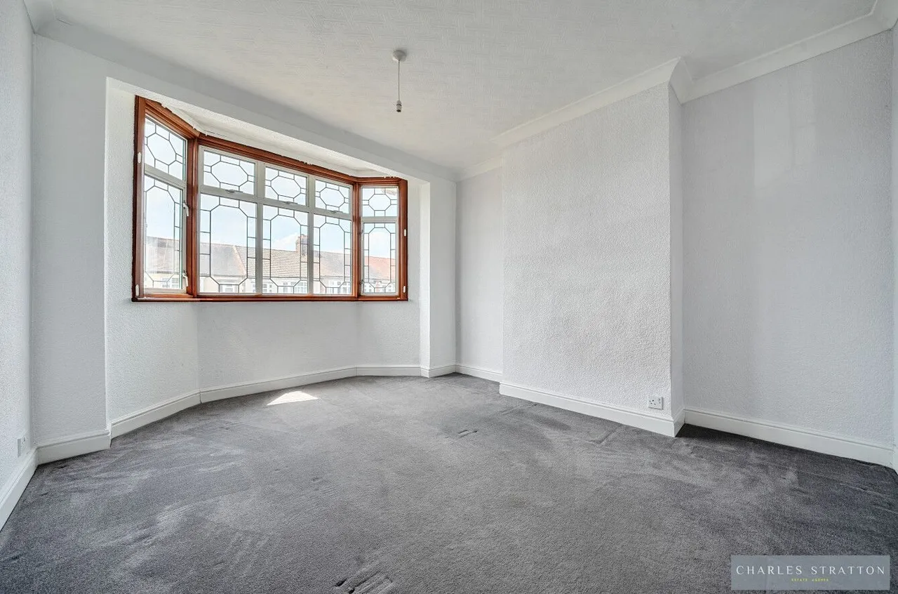 Glenwood Drive, Romford, Essex, RM2 5AS, photo 13
