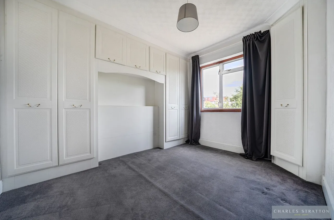 Glenwood Drive, Romford, Essex, RM2 5AS, photo 15