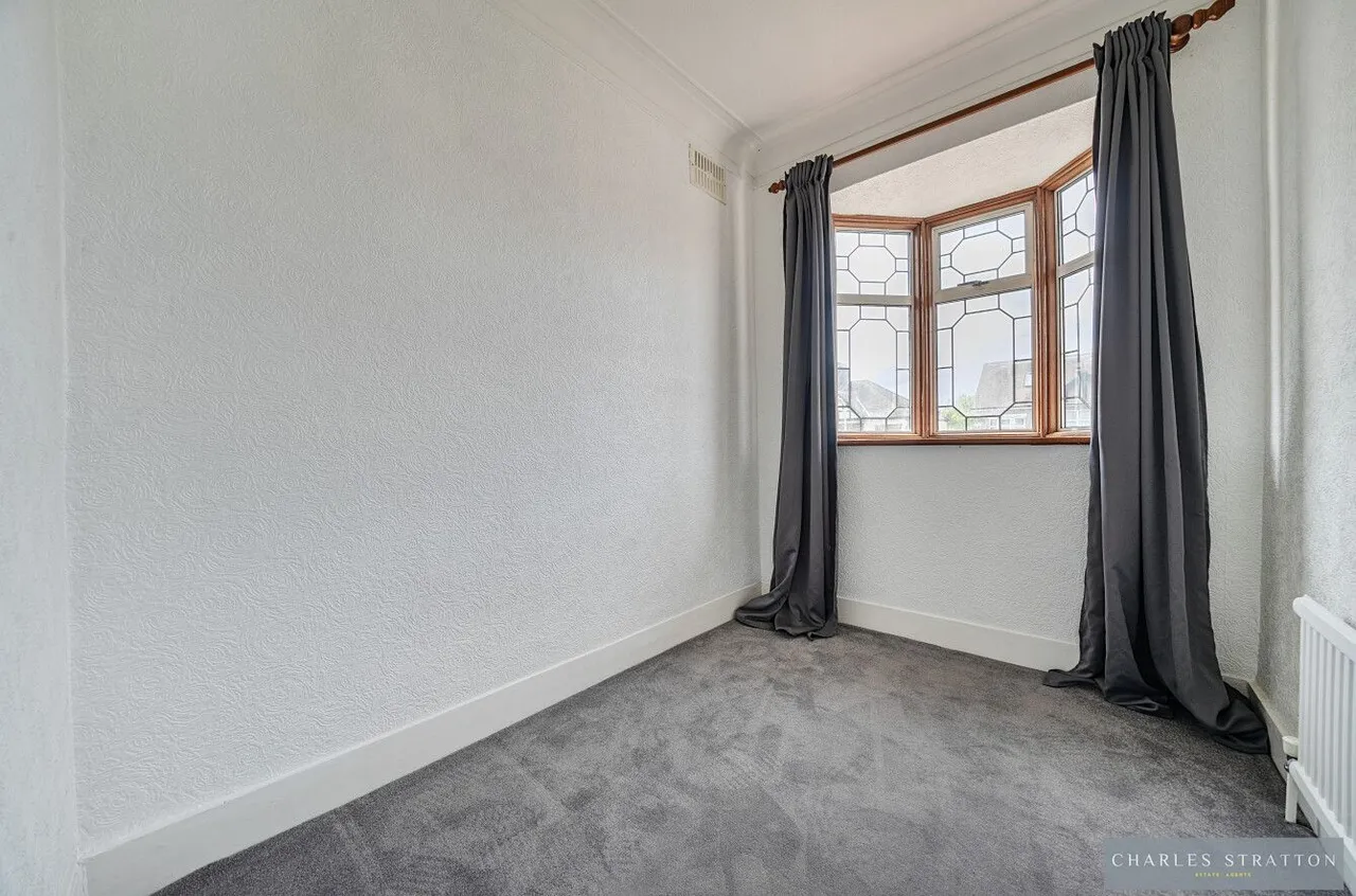 Glenwood Drive, Romford, Essex, RM2 5AS, photo 16