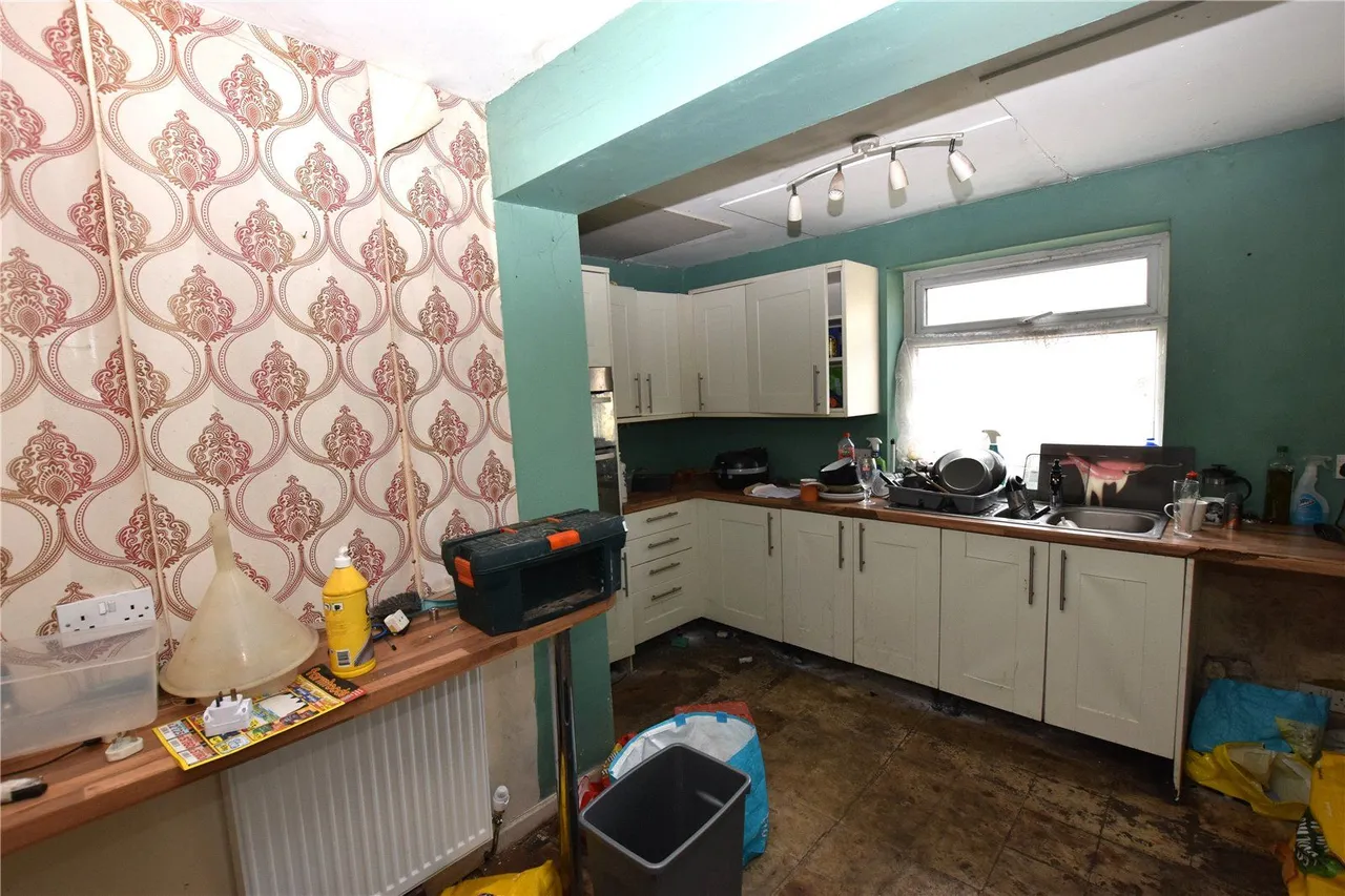 Westgate Hill Street, Bradford, BD4, photo 6