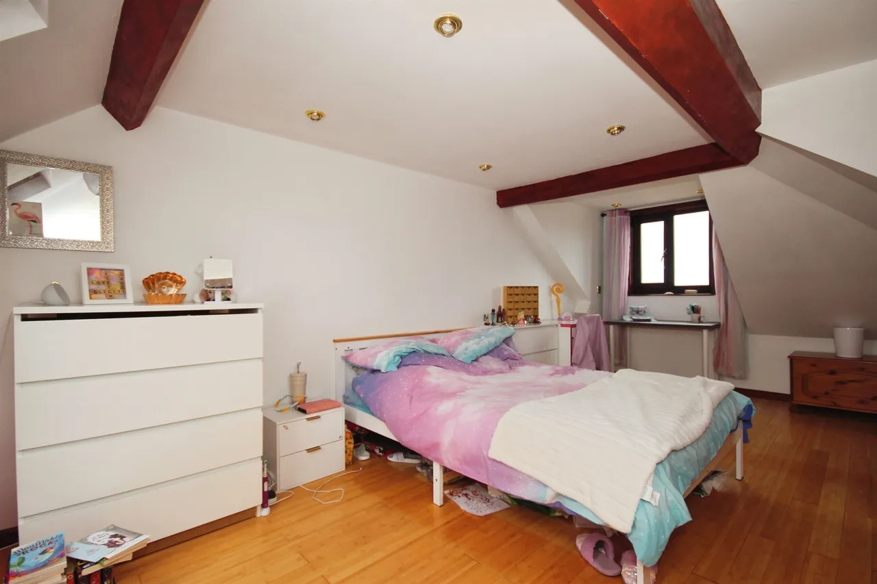 Landor Road, Whitnash, Leamington Spa, photo 11