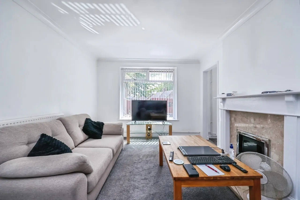 Wilden Crescent, Clifton, Nottingham, NG11, photo 3