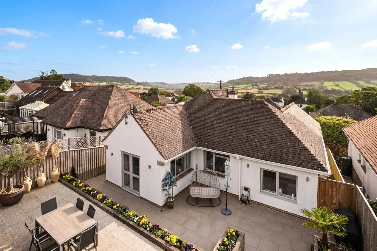 4 bed property for sale, Newlands Road, Sidmouth, EX10