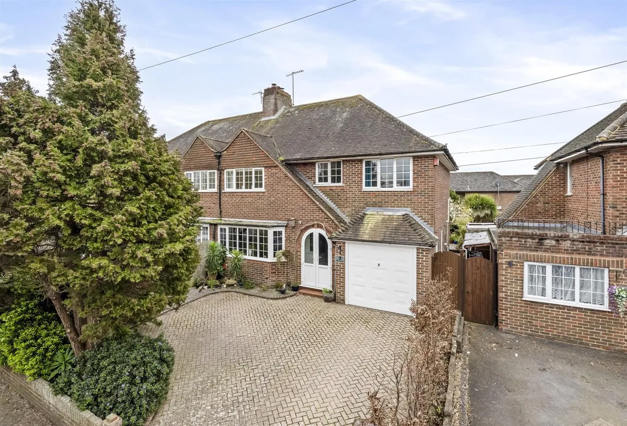 4 bed house for sale — Rectory Gardens, Worthing