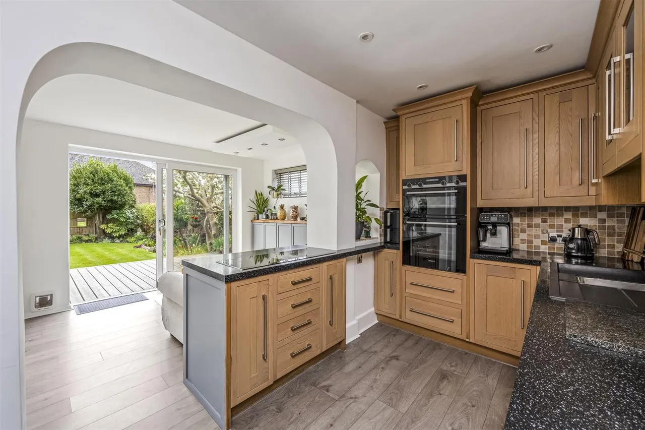 Rectory Gardens, Worthing, photo 10
