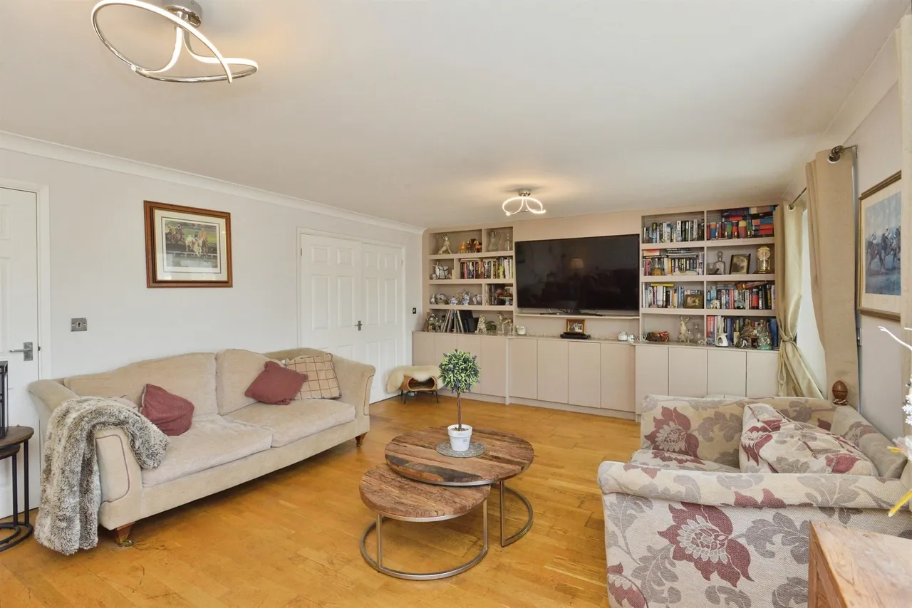 St. Davids Road, Bletchley, MK3, photo 4