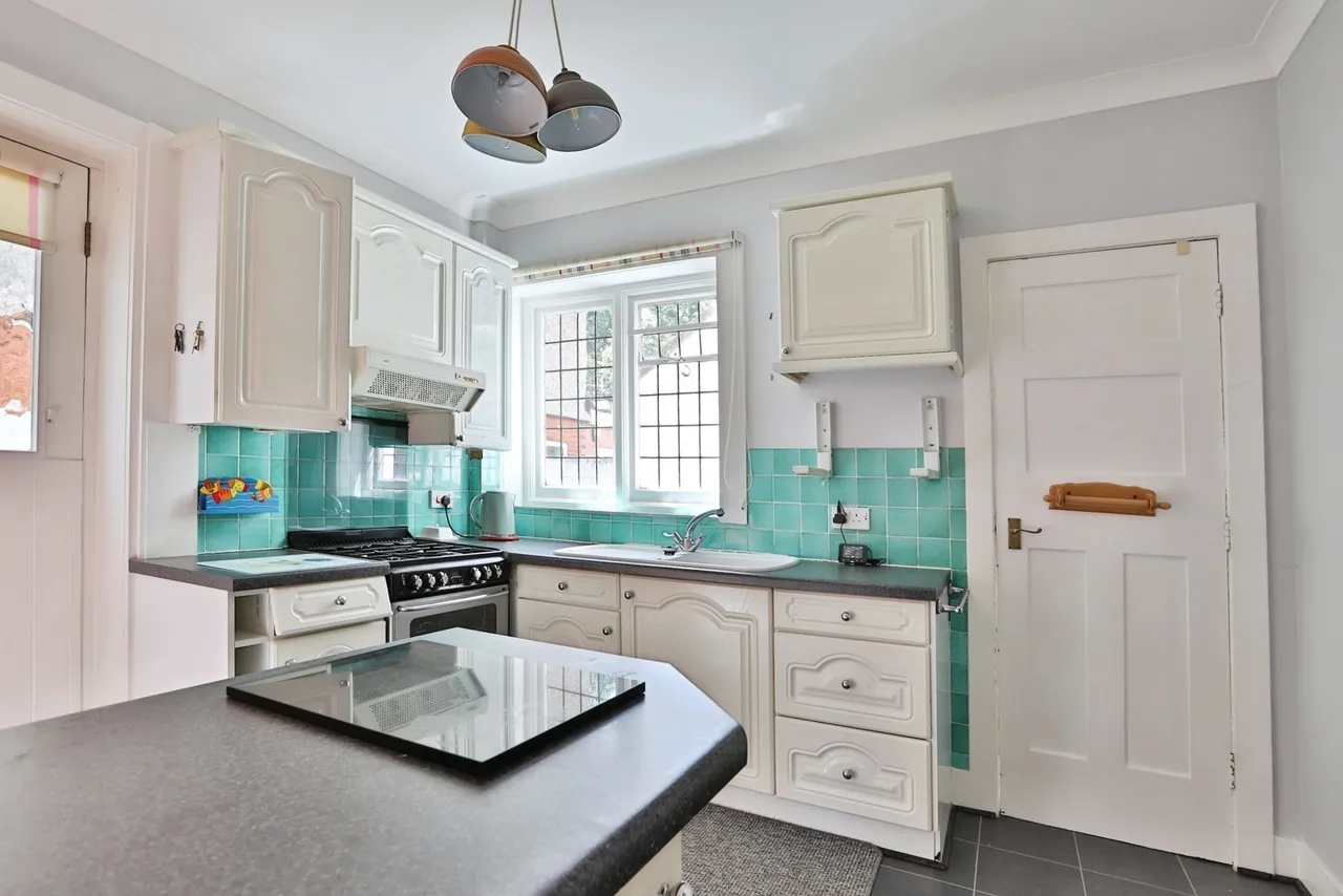 Stirling Road, Bournemouth, BH3, photo 8