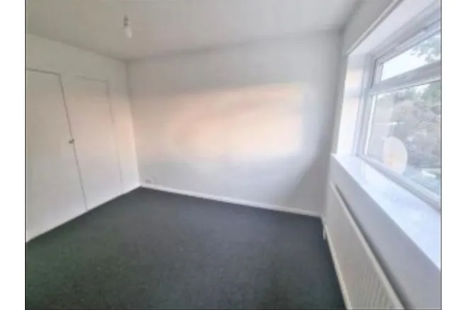 Hillside, Slough, SL1, photo 11