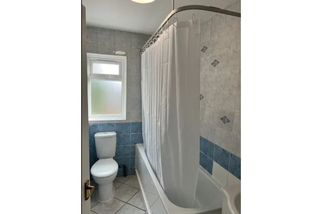 Hillside, Slough, SL1, photo 5