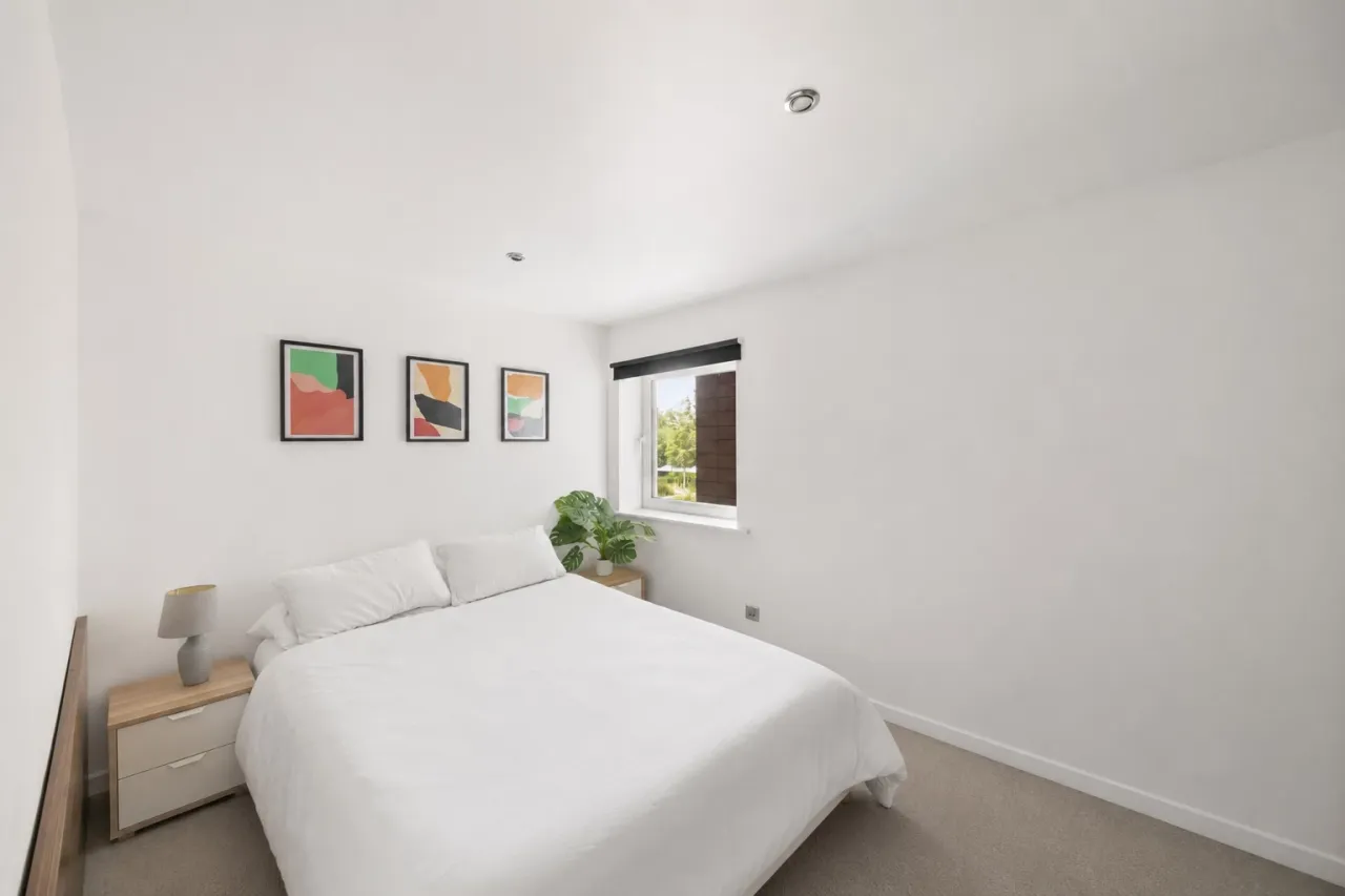 Holland Gardens, Brentford, TW8 0BE, photo 34