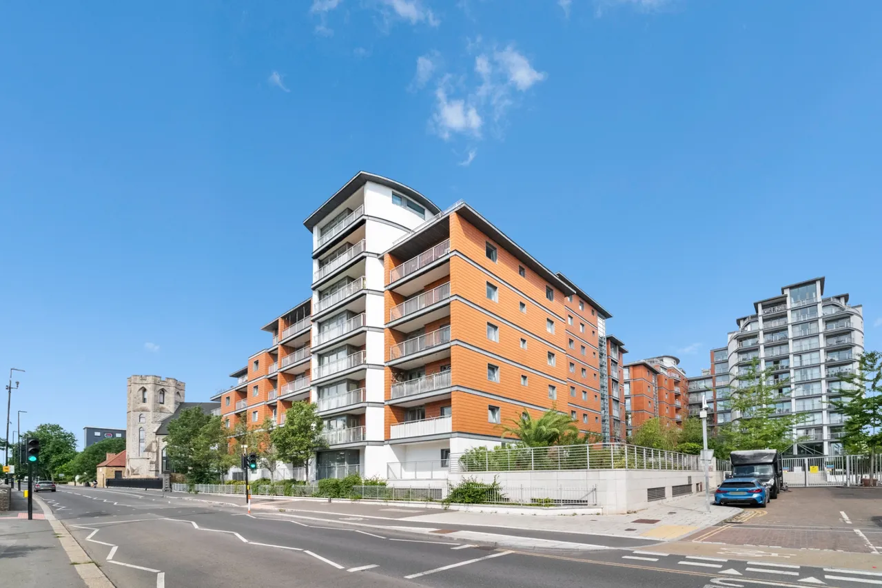 Holland Gardens, Brentford, TW8 0BE, photo 21