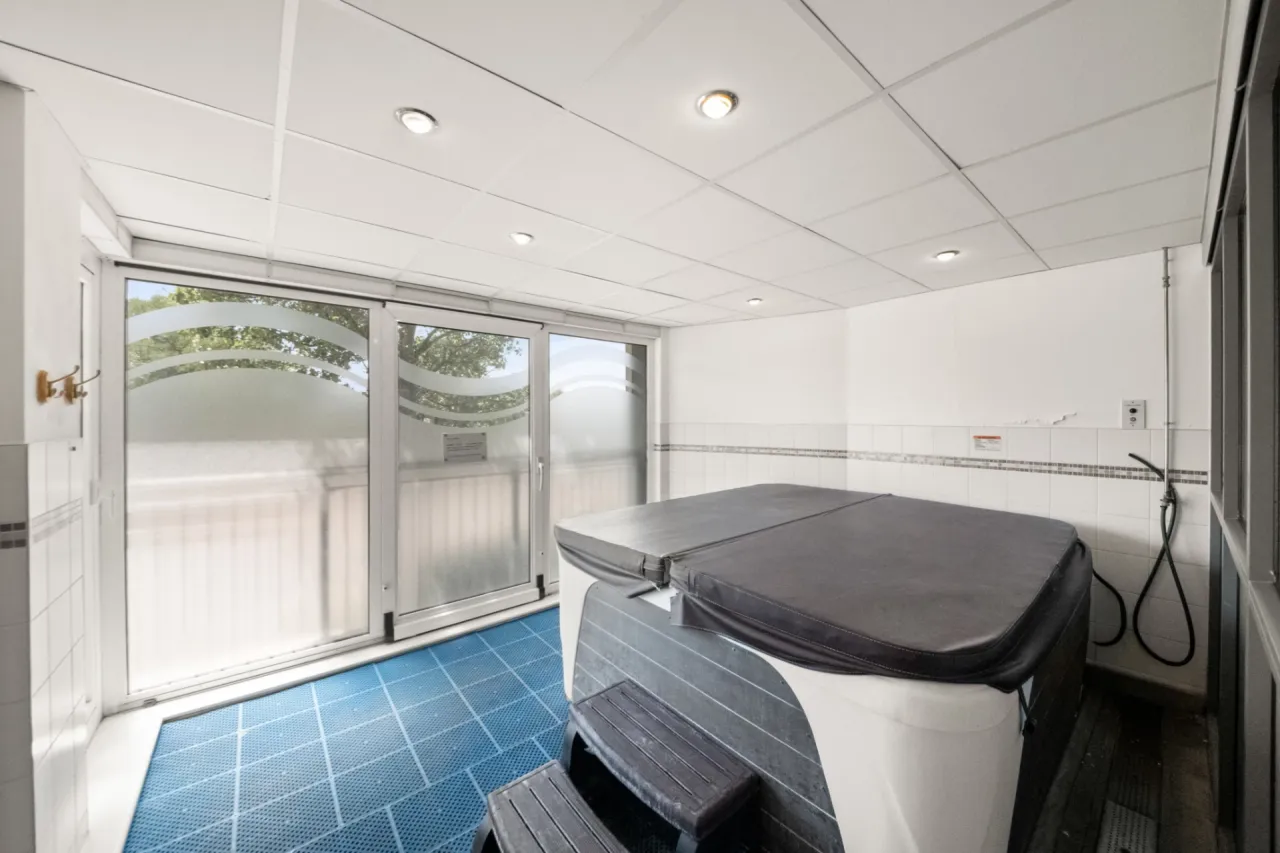 Holland Gardens, Brentford, TW8 0BE, photo 43