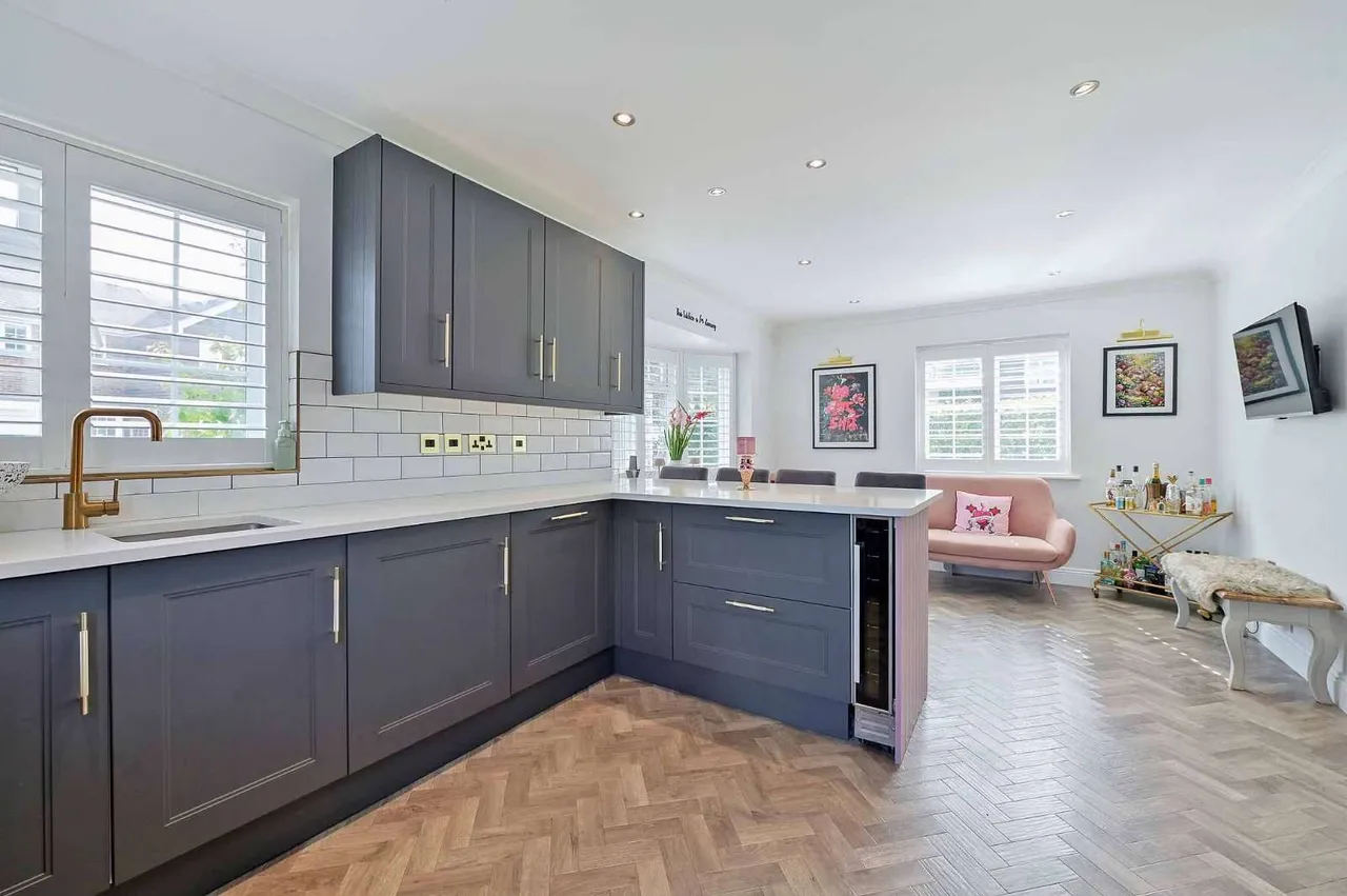 Hearne Drive, Holyport, Maidenhead, Windsor And, SL6 2HZ, photo 7