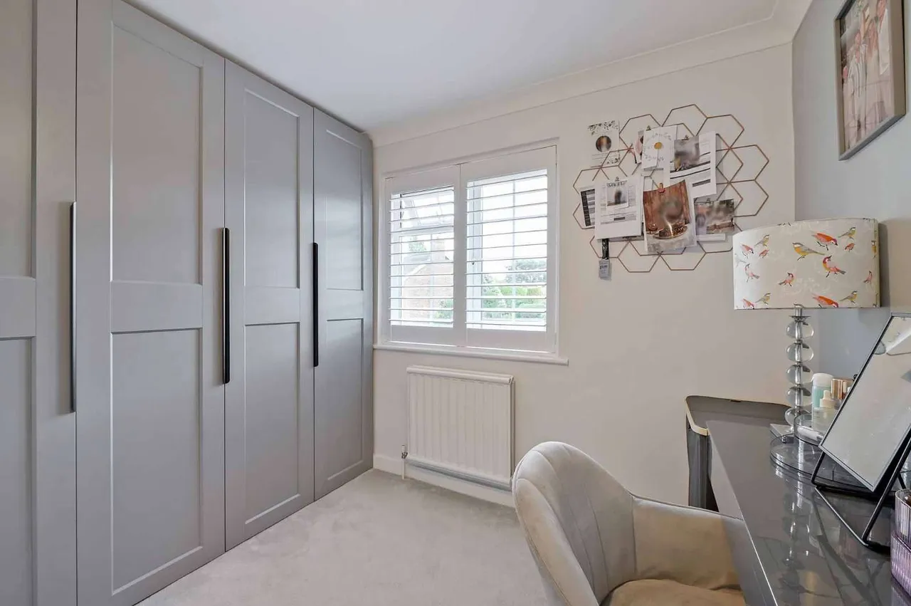Hearne Drive, Holyport, Maidenhead, Windsor And, SL6 2HZ, photo 12
