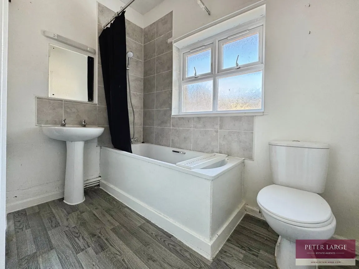 South Avenue, Rhyl, Denbighshire, LL18 1HU, photo 18