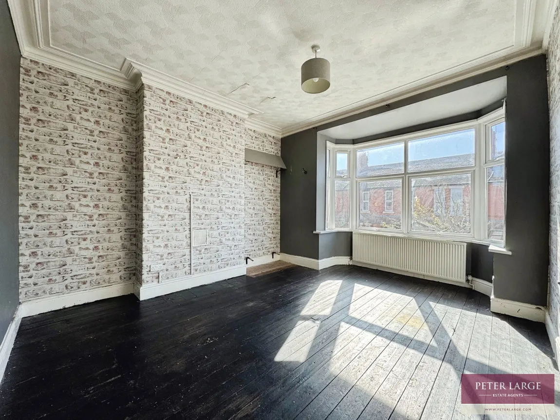 South Avenue, Rhyl, Denbighshire, LL18 1HU, photo 12