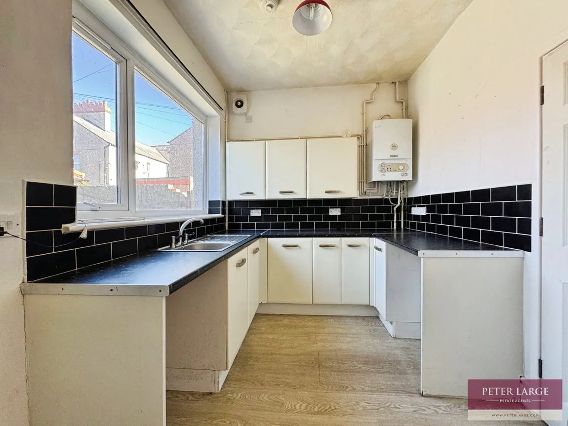 South Avenue, Rhyl, Denbighshire, LL18 1HU, photo 6