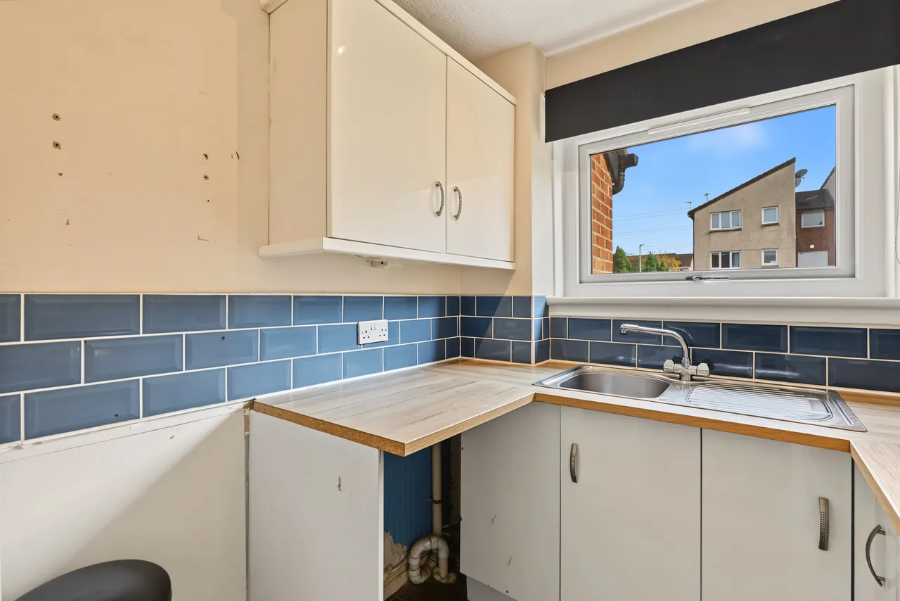 Alyth Drive, Polmont, FK2, photo 6