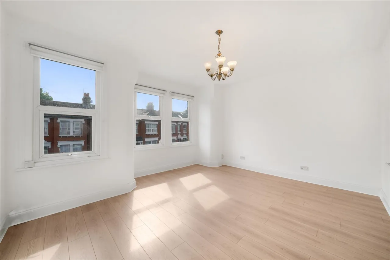 Lordsmead Road, London, photo 15