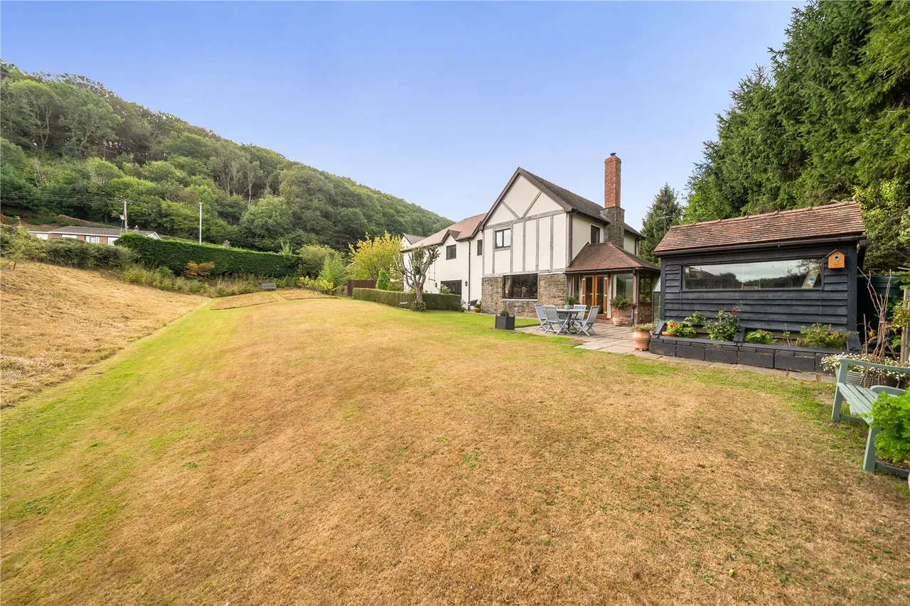 Cae Clawdd, Knighton, Powys, LD7 1DQ, photo 32