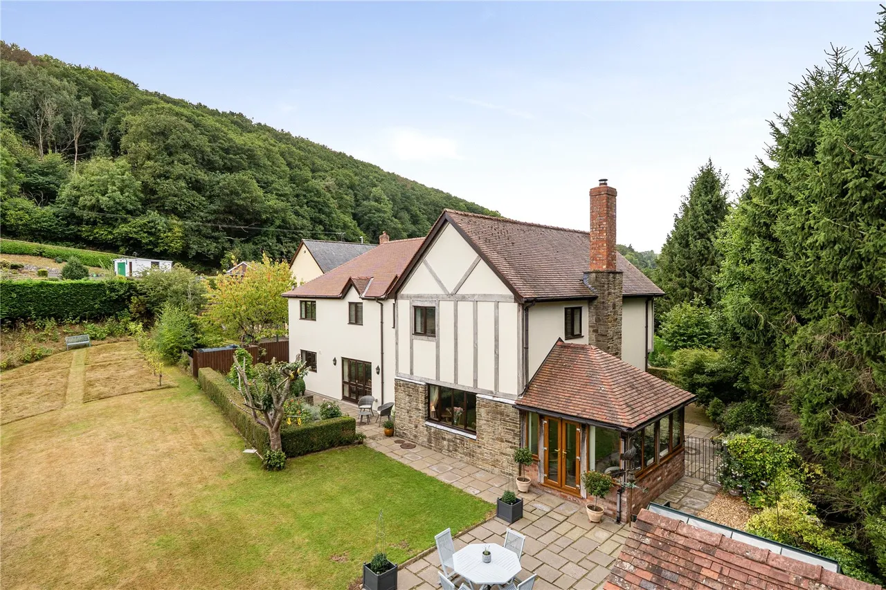 Cae Clawdd, Knighton, Powys, LD7 1DQ, photo 29