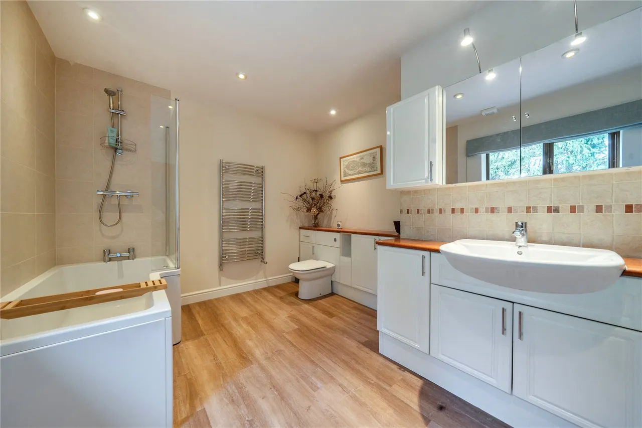 Cae Clawdd, Knighton, Powys, LD7 1DQ, photo 22